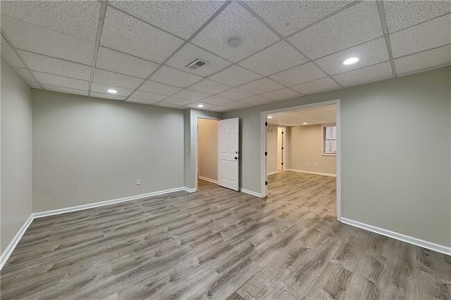 Building Photo - 255 Valley Brook Dr