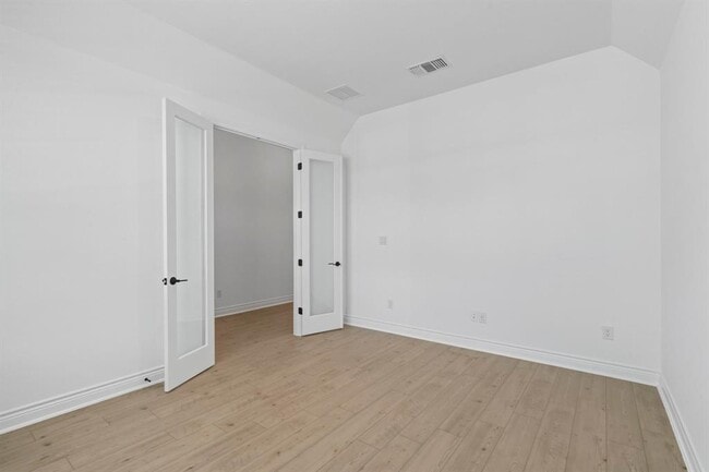 Building Photo - 25330 Balvaird Dr