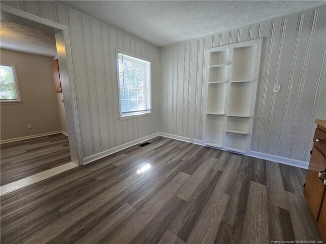 Building Photo - 6505 Elkins Dr