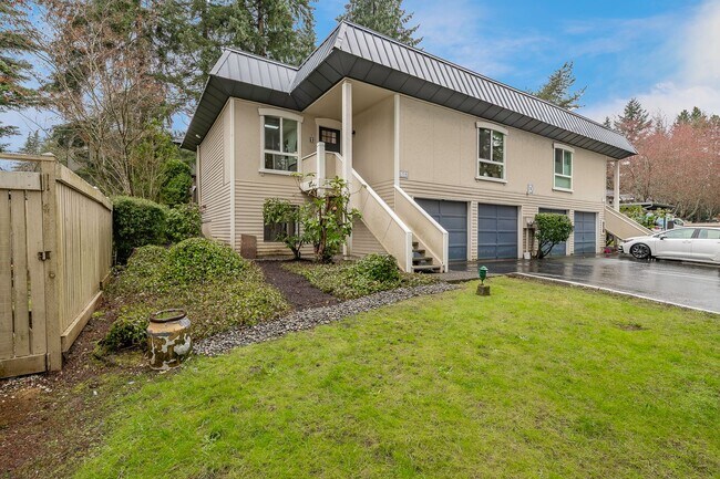 Building Photo - 2Bd/2Ba Bellevue Condo