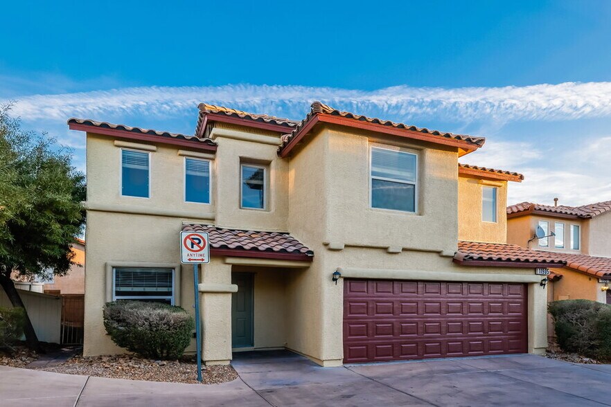 Building Photo - 11905 Fairfax Ridge St