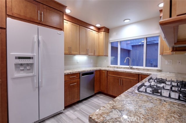 Building Photo - 202 Calle Cuervo