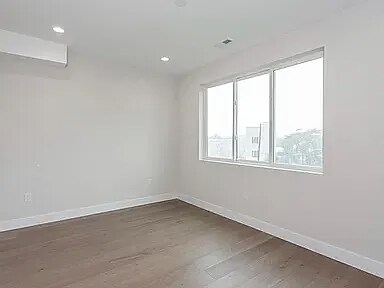 Building Photo - 426 W Norris St