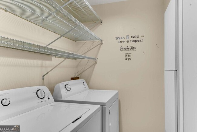 Building Photo - 1427 Old Virginia Ct SE