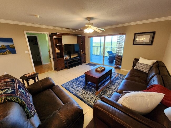 Building Photo - September Special,  50% off Move in with 1...