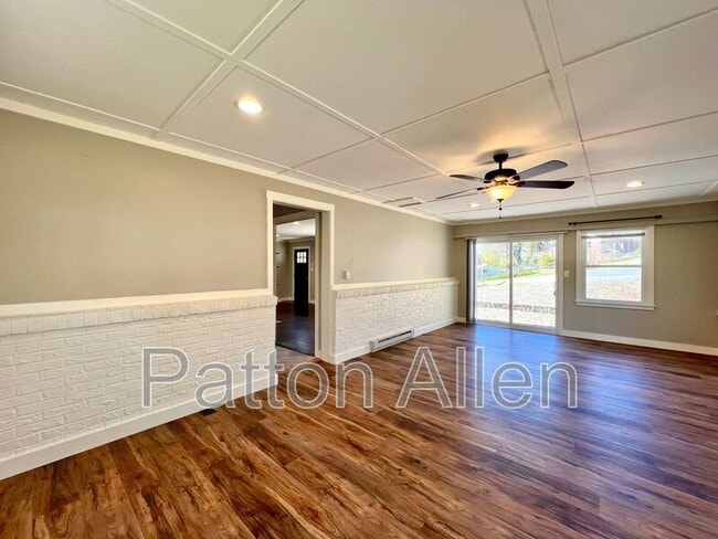 Building Photo - 3 Mt Royal Dr