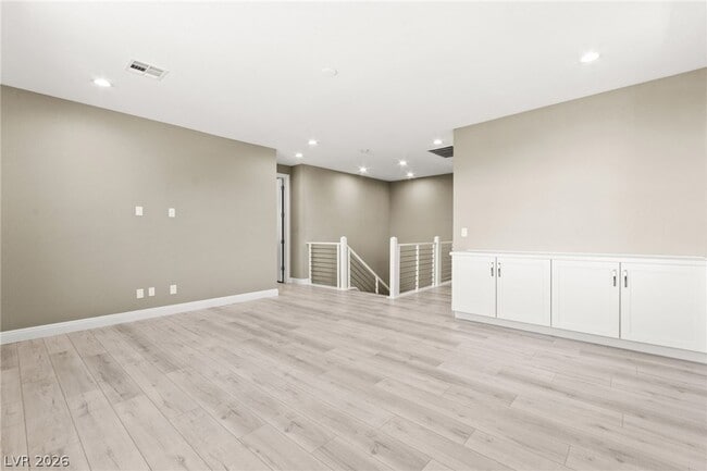 Building Photo - 10314 Apache Blue Ave