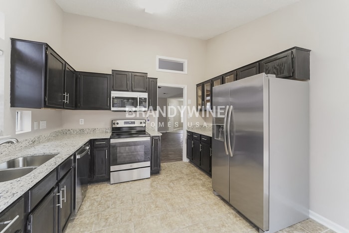 Building Photo - 5831 Silver Eagle Dr