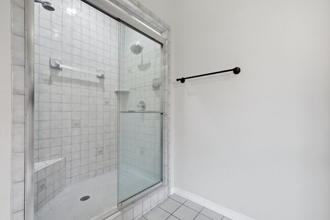 Building Photo - 116 Baywind Dr