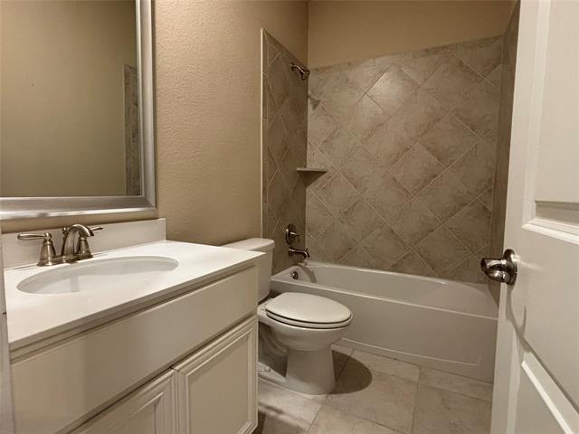 Building Photo - 2444 Magalia Ln