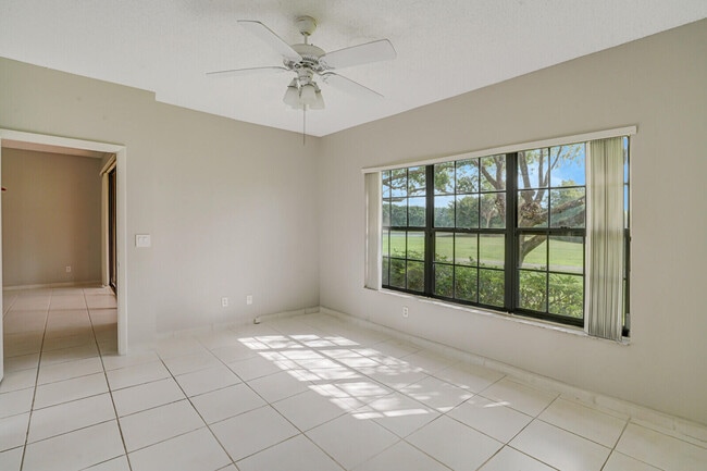 Building Photo - 401 SW 158th Terrace