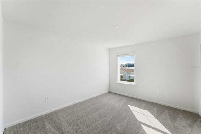 Building Photo - 6680 SW 89th Loop