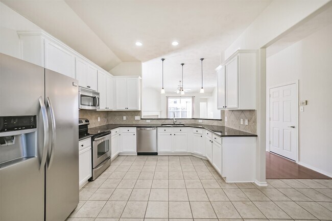 Building Photo - 21819 Silent Jasmin Ct