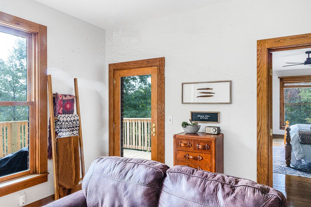 Building Photo - 2417 Sylvan Glen Way