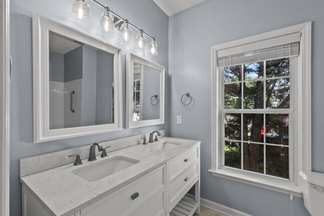 Building Photo - 4028 Mackinac Island Ln