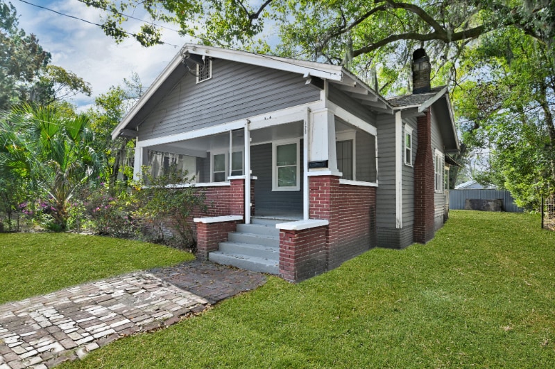 Building Photo - 326 Basswood St