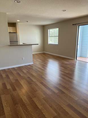 Building Photo - 1160 3rd Way