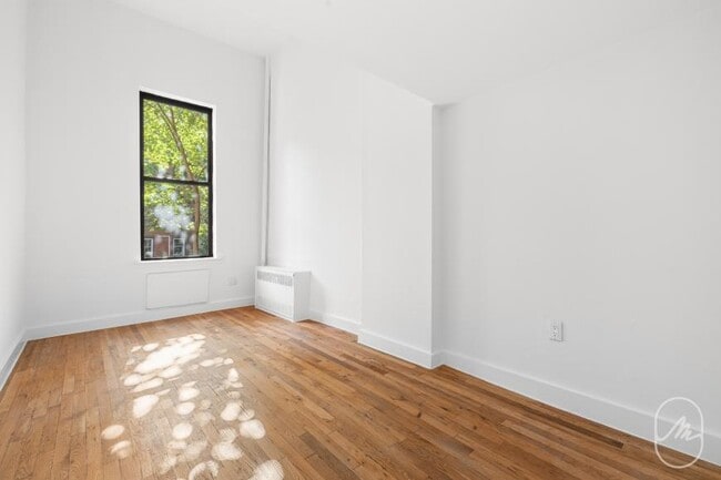 Building Photo - 2 bedroom in New York NY 10011
