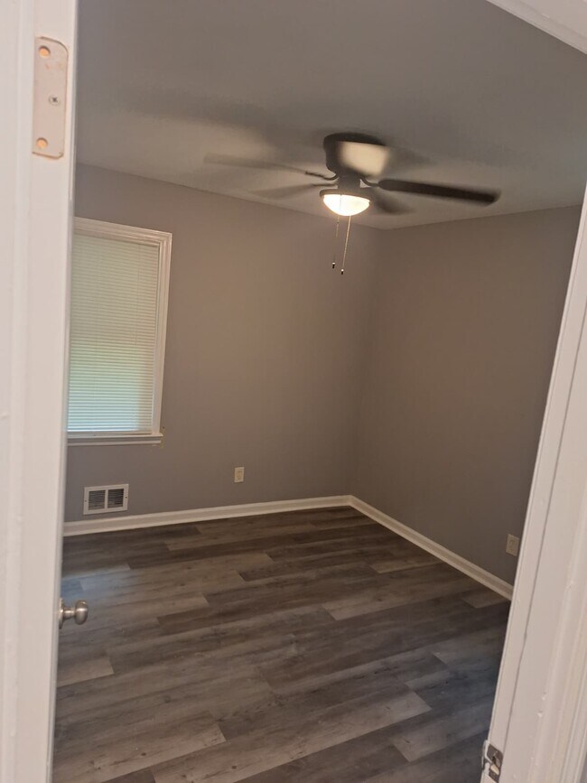 Building Photo - 2642 Harmony Way