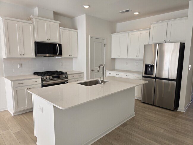 Building Photo - 1816 Pheasant Trce Cir