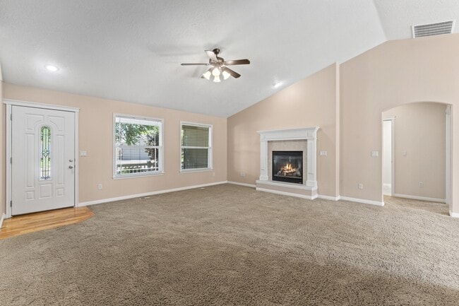 Building Photo - 1770 W Bellagio Dr