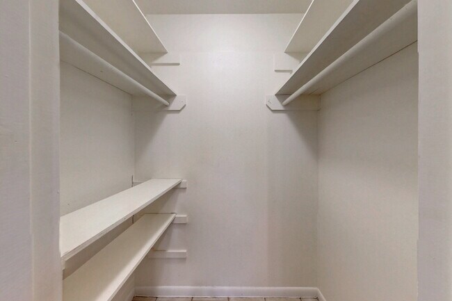 Building Photo - 1407 Skrivanek Ct