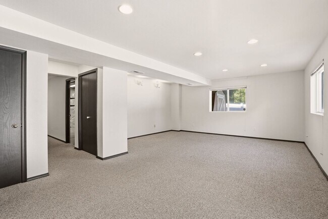 Building Photo - 3812 E Terra Ct