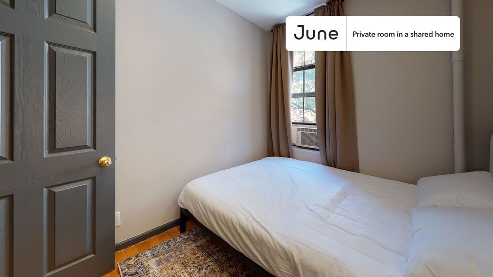 Building Photo - Room in Shared 3 bed/1 bath home in East Village