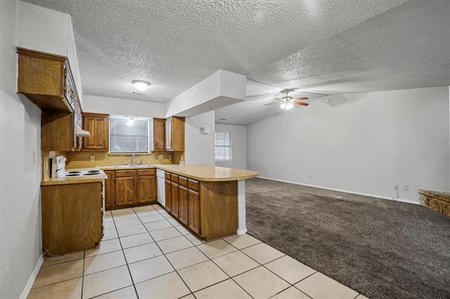 Building Photo - 135 Prairie Creek Cir