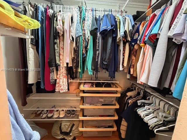 Building Photo - 1950 W 54th St