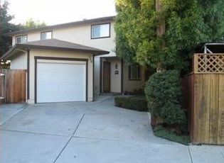 Primary Photo - 693 Arbutus Ave