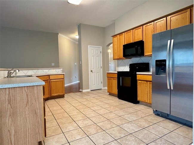 Building Photo - 13509 Shawna Dnay Dr