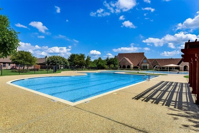 Building Photo - Beautiful 3 Bedroom Duplex in Lavon, TX!