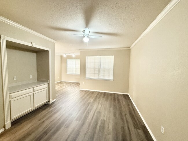 Building Photo - 2600 Robert Trent Jones Dr