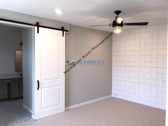 Building Photo - 5013 Wuthering Ave