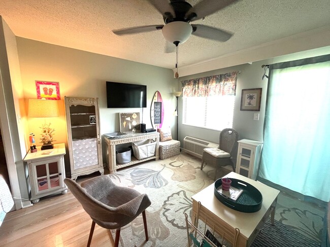 Building Photo - Available Now! Furnished Studio Condo at N...