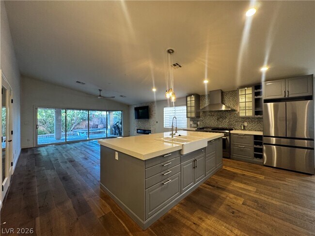 Building Photo - 956 Puerta Del Sol Dr