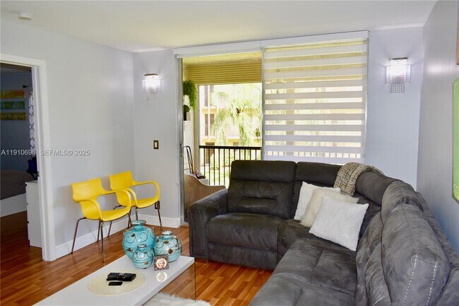 Building Photo - 7860 NW 50th St