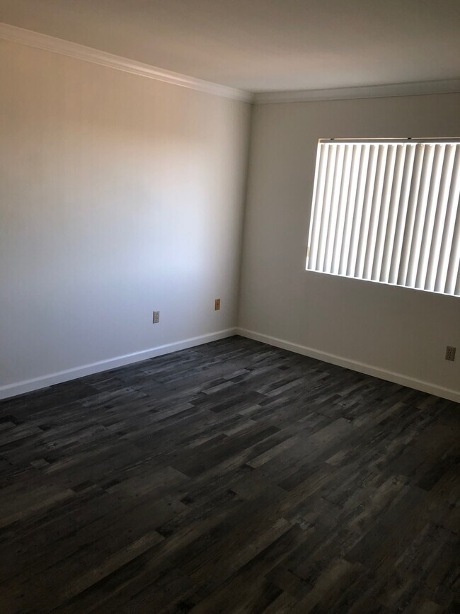 Building Photo - 4230 S Centinela Ave