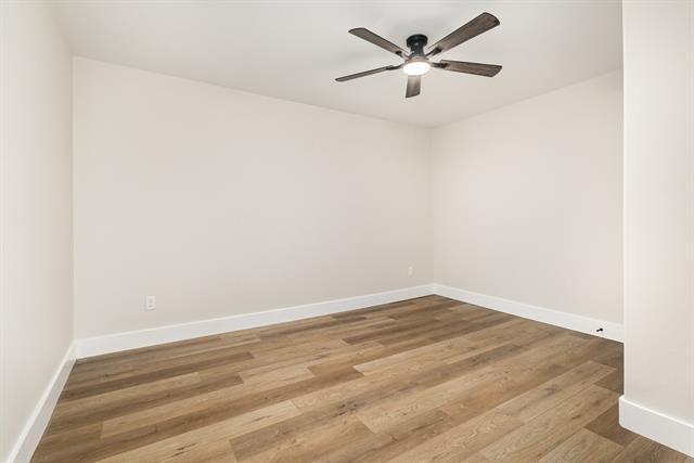 Building Photo - 13520 Glenside Dr