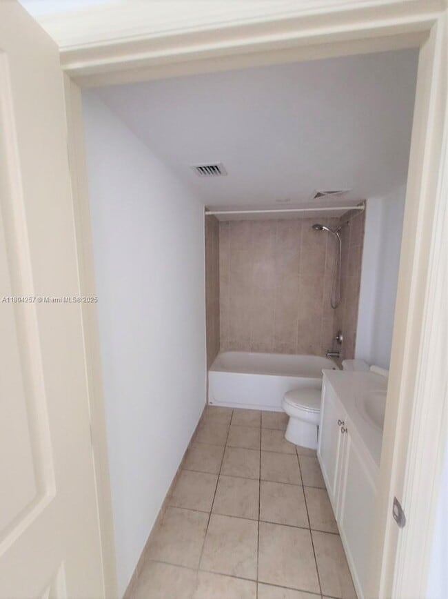 Building Photo - 111 E Flagler St