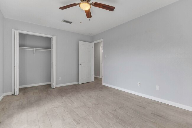 Building Photo - 107 Shannon Cir