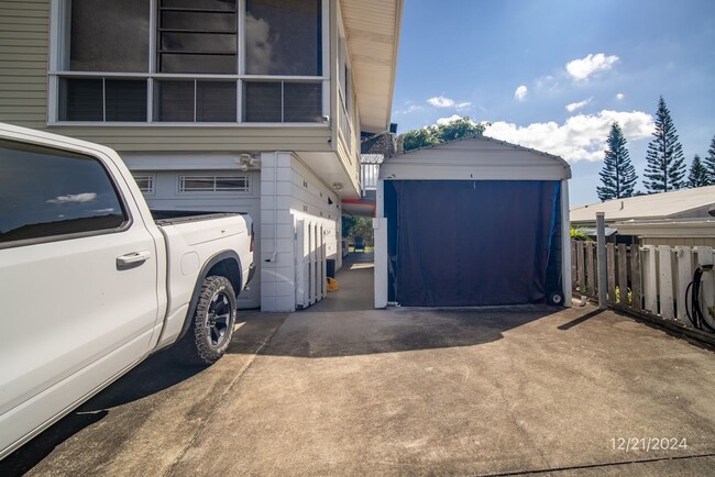 Building Photo - $2,500 / 1br - 1 BED 1 BATH DUPLEX