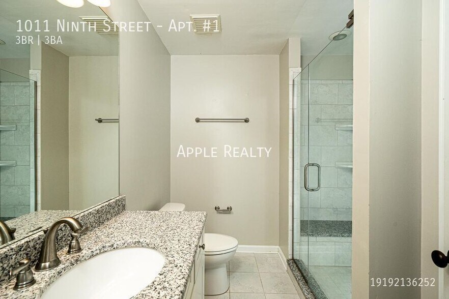 Building Photo - 1011 Ninth Street-Apt. #1