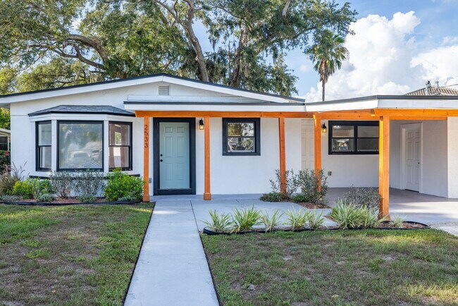 Building Photo - 2533 N Habana Pl