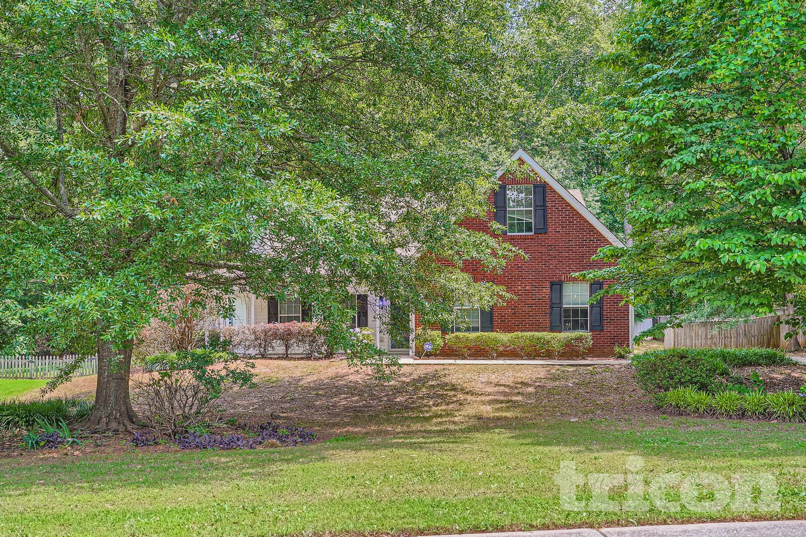 Building Photo - 210 Pebble Creek Dr