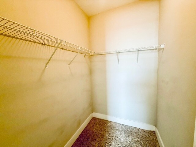 Building Photo - 50 Grande Pointe Dr