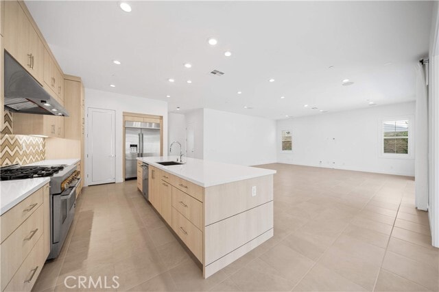 Building Photo - 360 Riverbend