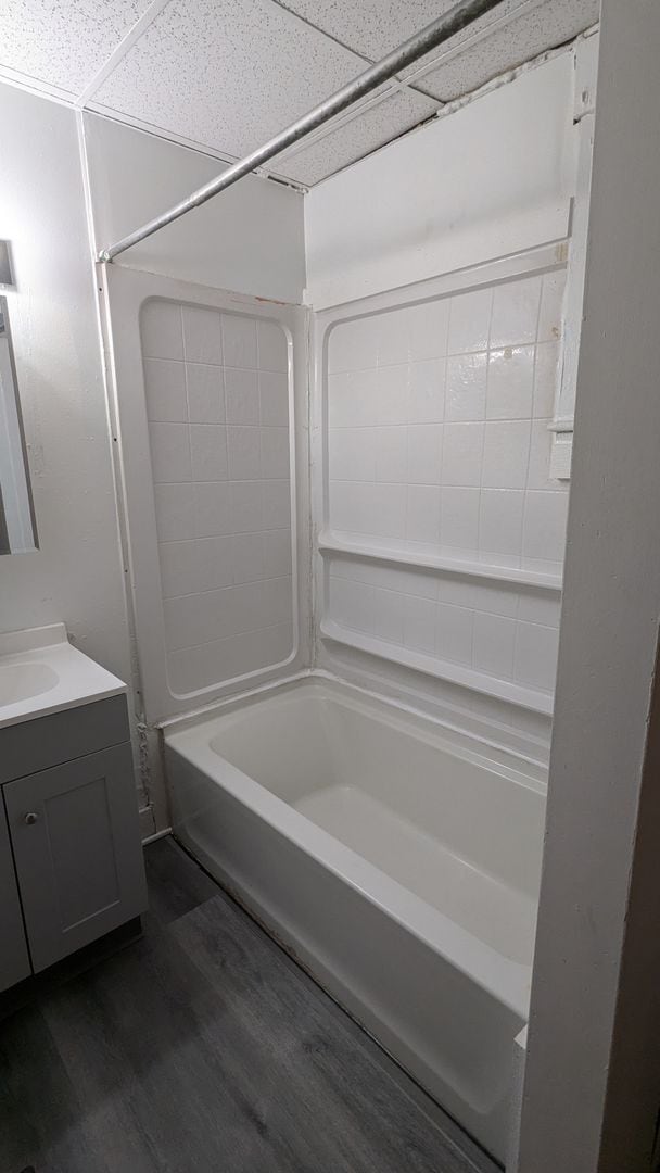 Building Photo - J &amp; D Family Properties (719 Prospect Ave)