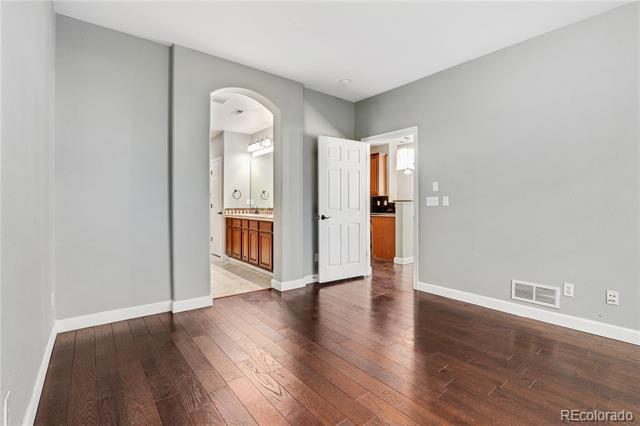 Building Photo - 10096 Bluffmont Ln